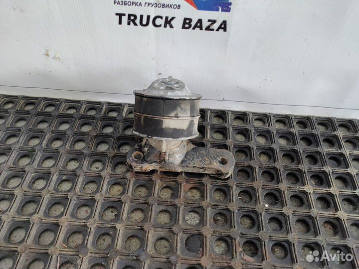 Подушка двигателя передняя правая