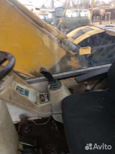 Трактор ARMATRAC 1054, 2004