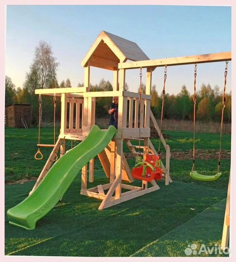 Детский игровой комплекс с горкой