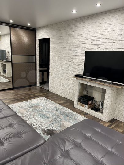 2-к. квартира, 53 м², 3/5 эт.