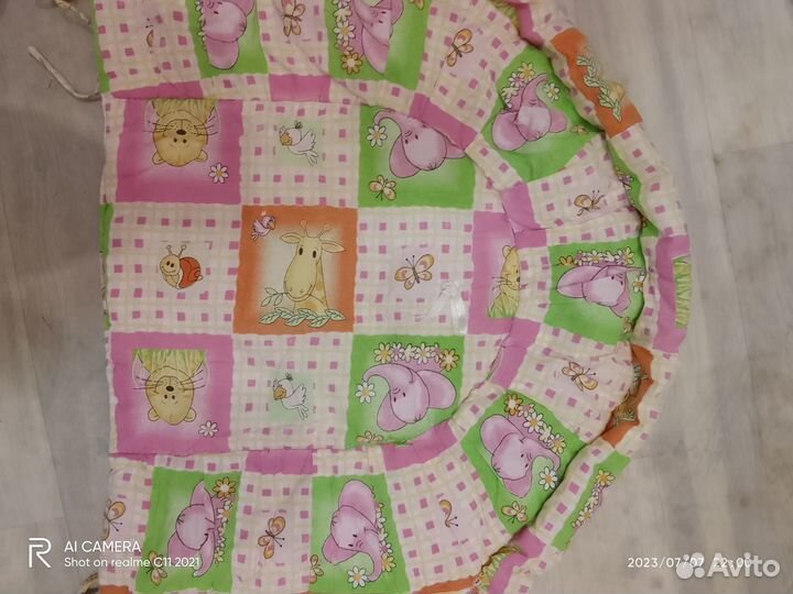 Балдахин с кронштейном и бортиками