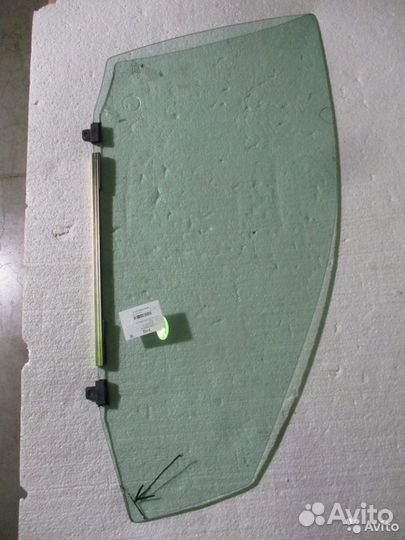 Стекло переднее правое Lexus RX 2