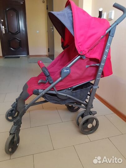 Прогулочная коляска