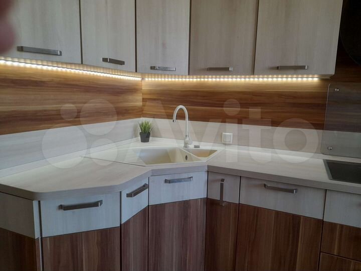 3-к. квартира, 84,5 м², 8/10 эт.