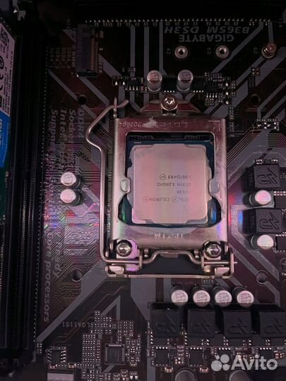 Материнская плата с процессором Celeron