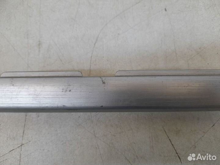 Накладка обшивки двери задняя левая Toyota Land