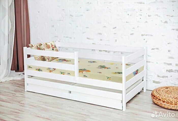 Кроватка от 2х лет высокий борт софа эко из массив