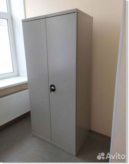 Шкаф офисный для документов