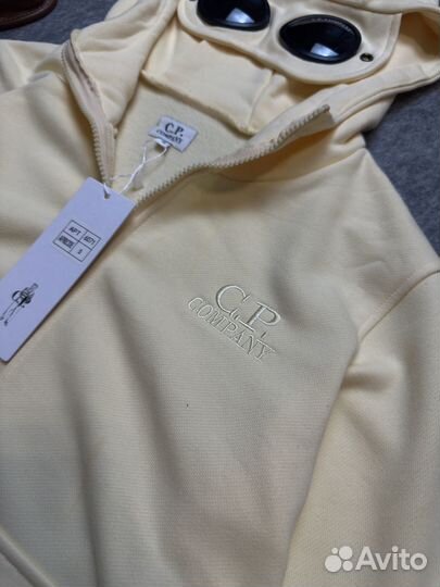 Кофта CP company на молнии