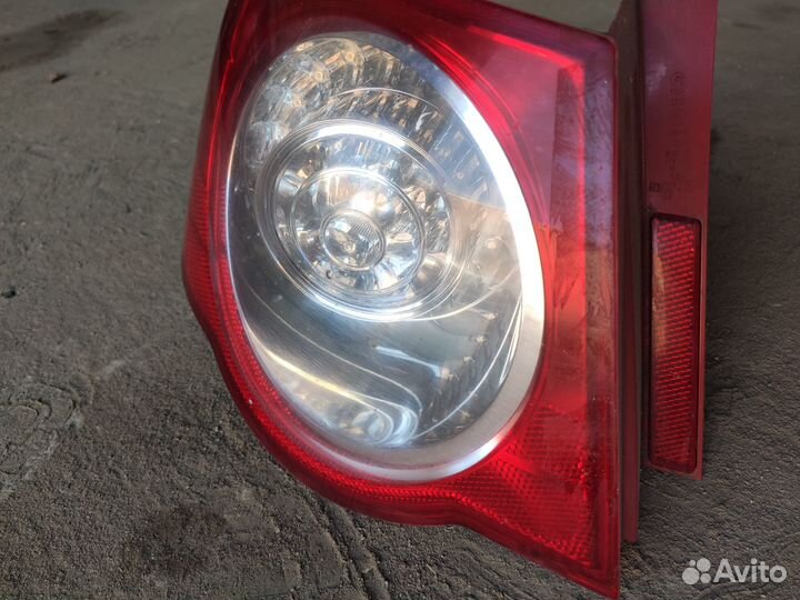 Фонарь задний левый Volkswagen Passat B6 седан