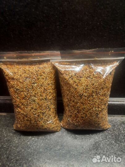 Корм для канареек и амадин,попугаи