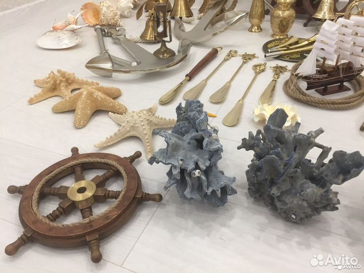 Редкие Кораллы Якоря и Штурвалы Рынды