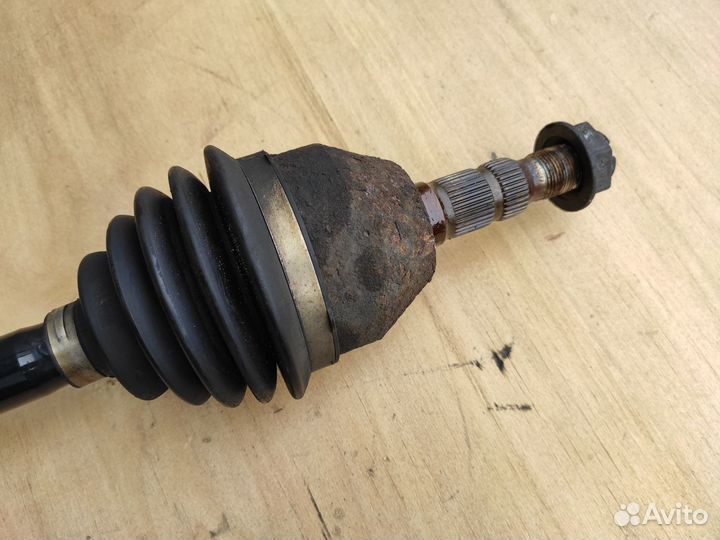 Привод левый Z17DTH на Opel Astra H