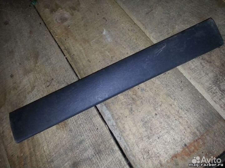 Обшивка стойки кузова Ford Focus I передняя правая