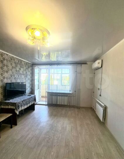 2-к. квартира, 50 м², 8/10 эт.