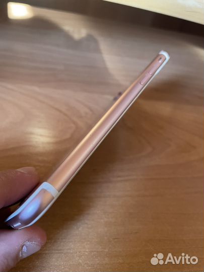 Телефон iPhone 7 32Гб