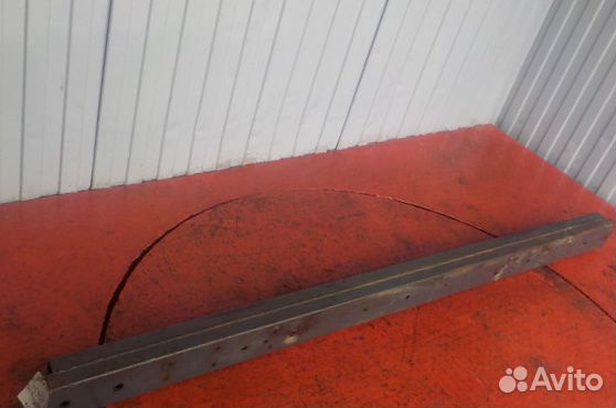 Усилитель бампера Mercedes-Benz Actros 9303100422