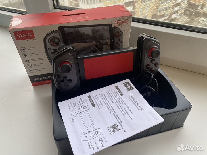 Игровой джостик Ipega для телефона