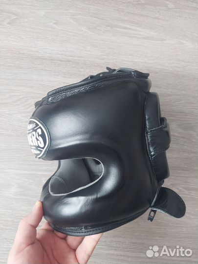 Шлем боксерский Leaders с бампером новый
