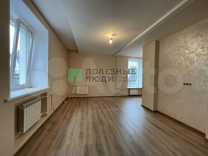 3-к. квартира, 67 м², 1/5 эт.