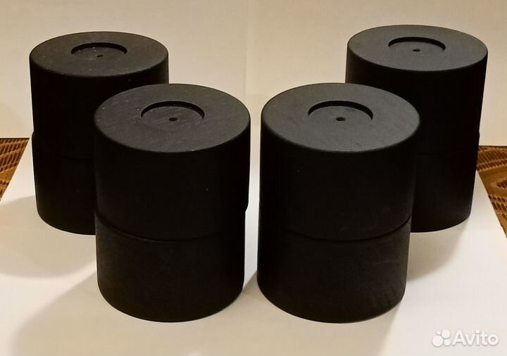 Подставки под акустику