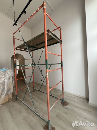 Строительный лес, вышка тура