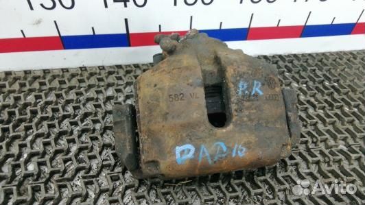 Суппорт тормозной передний правый skoda octavia A5