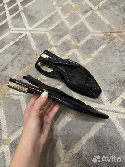 Сандалии zara