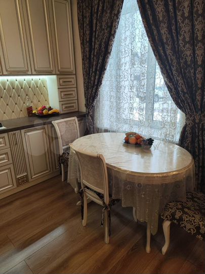 3-к. квартира, 79,1 м², 1/2 эт.