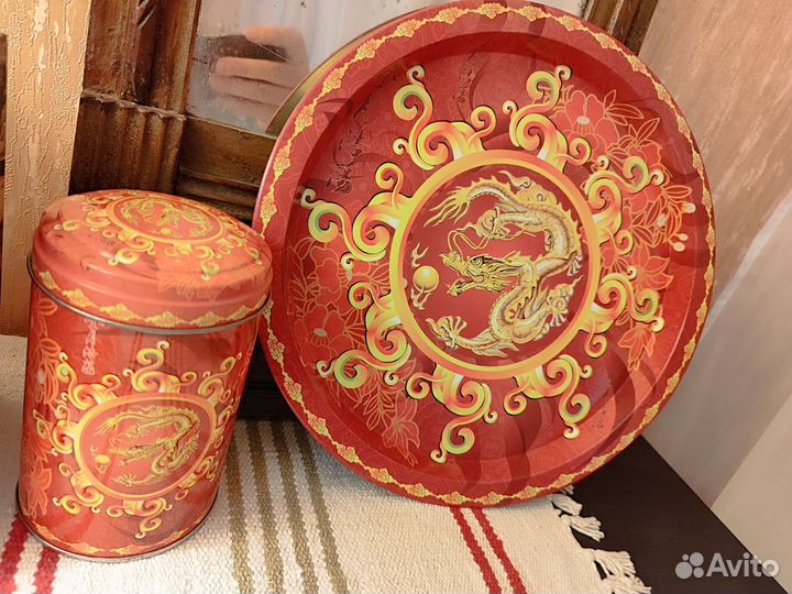 Поднос и банка Дракон