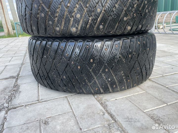 Goodyear Ultra Grip Ice Arctic 2 215/55 R17