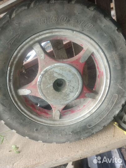 Колесо на мопед