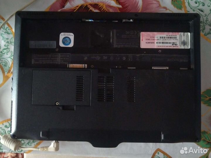 Нетбук Asus Eee PC T101MT