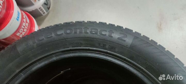 Continental IceContact 2 215/55 R17