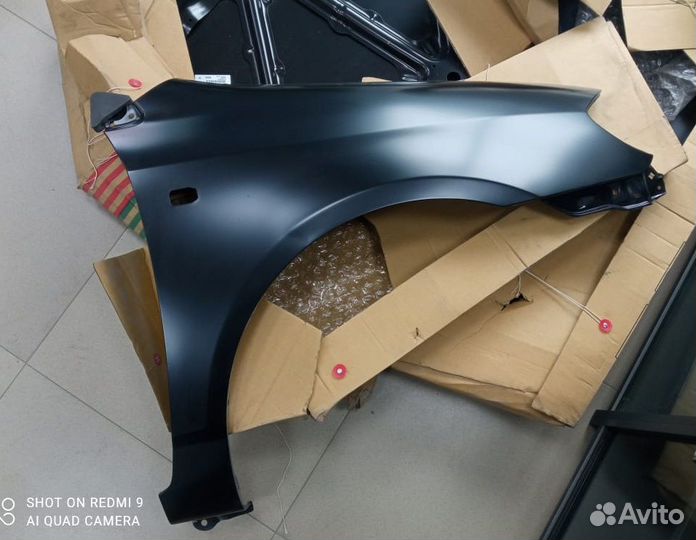 Крыло переднее Тойота Королла 04-06