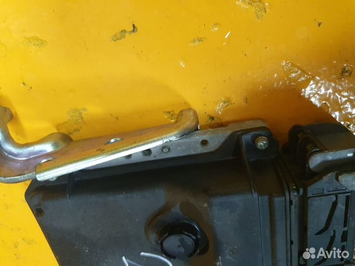 Блок управления 1.8 2ZR-FXE 2zrfxe toyota prius