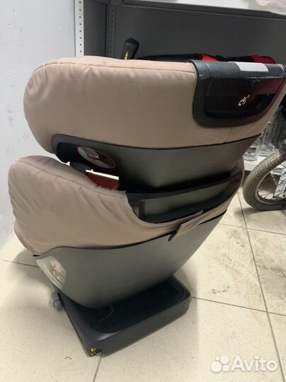 Детское автокресло 15 до 36 кг maxi cosi isofix