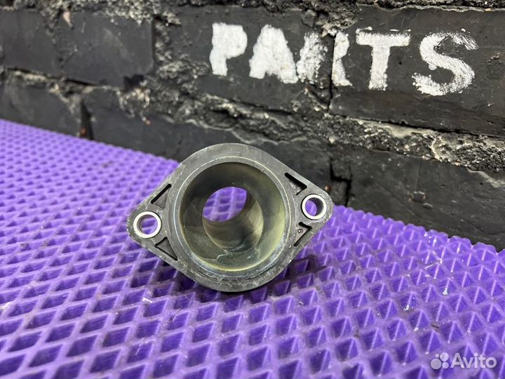 Корпус термостата Nissan X-Trail NT31-106173