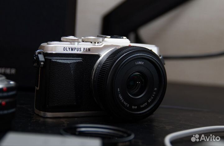 Olympus Pen E-PL7 body