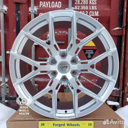 Кованые диски R22 на Cadillac Escalade Vossen HF-5