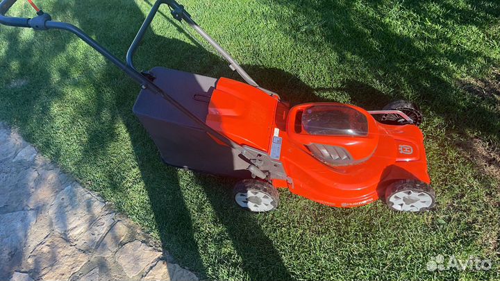 Газонокосилка husqvarna LC142i