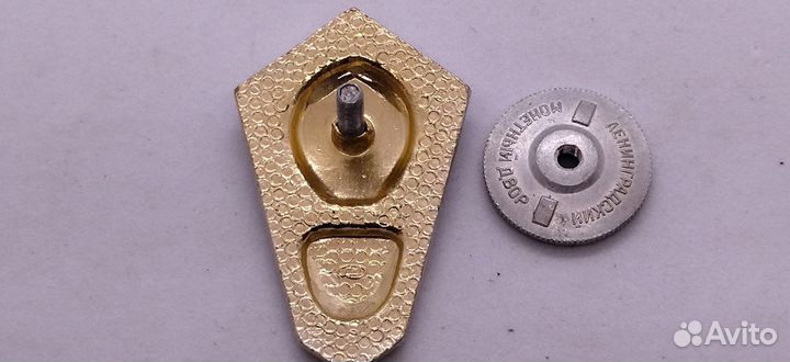 Ромб знак музыкального училища СССР эмаль