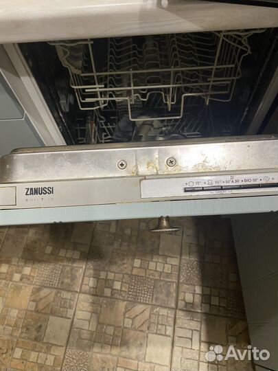 Посудомоечная машина Zanussi