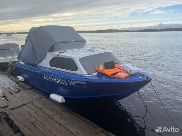 Лодка Москва 2