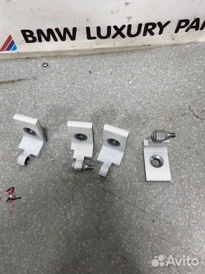 Петля двери Bmw X5 E70 4.8 N62B48