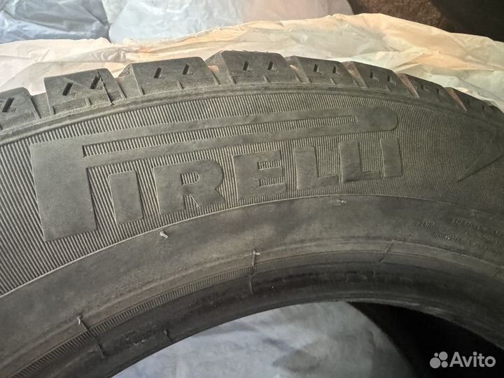 Pirelli Ice Zero 65/55 R16