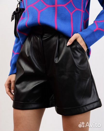 Шорты женские