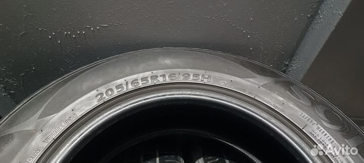 Kumho Solus SA01 KH32 205/65 R16 95H