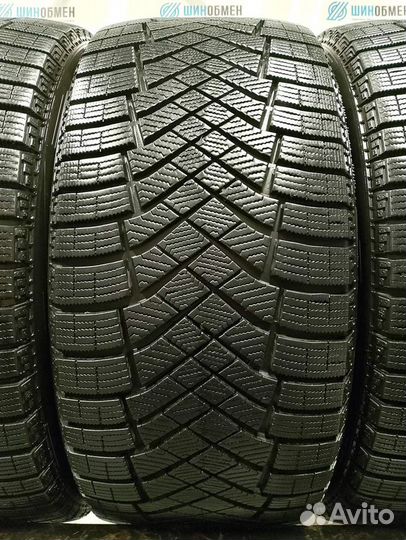 Pirelli Ice Zero 245/40 R18 97H