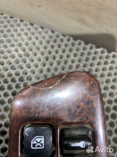 Блок стеклоподъемников Максима A32 Maxima